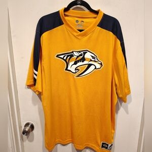 Majestic NHL Nashville Predators Men's Quick Dry Shirt Sz 2XL Casual Hockey